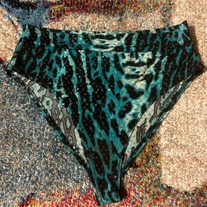 Dolls kills metallic bottoms, worn maybe twice, high waisted, rave/festivals